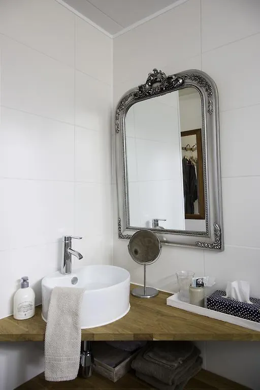 B&B Hoofddorp Bed & Breakfast